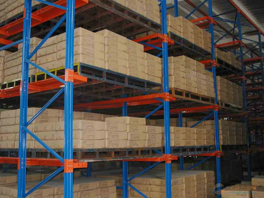 Wyrób z stali walcowanej na zimno w układzie stożkowym do magazynów przemysłowych