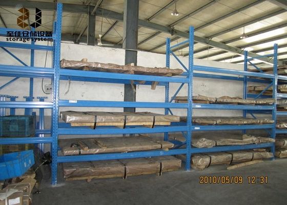 Zmontowane lub spawane reguly metalowe wielkości 2000-6500 mm wysokości