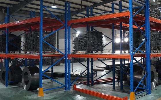Stożki z żółtej stali przemysłowej o pojemności maksymalnej 2000 kg/pallet