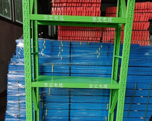 Kolumny dziury półka do przechowywania lekkich urządzeń z konstrukcją dziury motyla i czasem reakcji 30 min