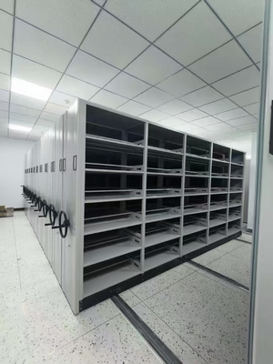 Ciche kółka do przesuwania szaf na dokumenty i regałów w systemie organizacji dokumentów biurowych